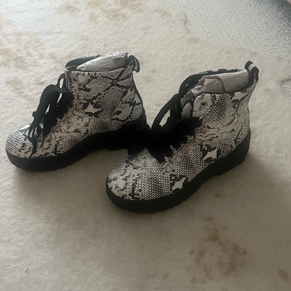 Snakeskin combat boots size 6